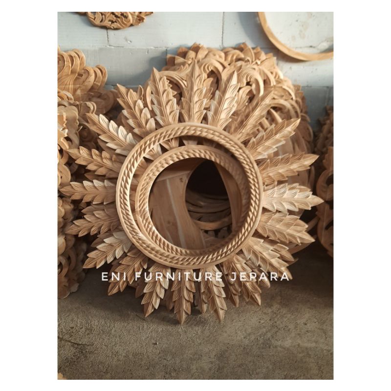 Cermin Dinding Bulat Jati - Figura Dinding Jati