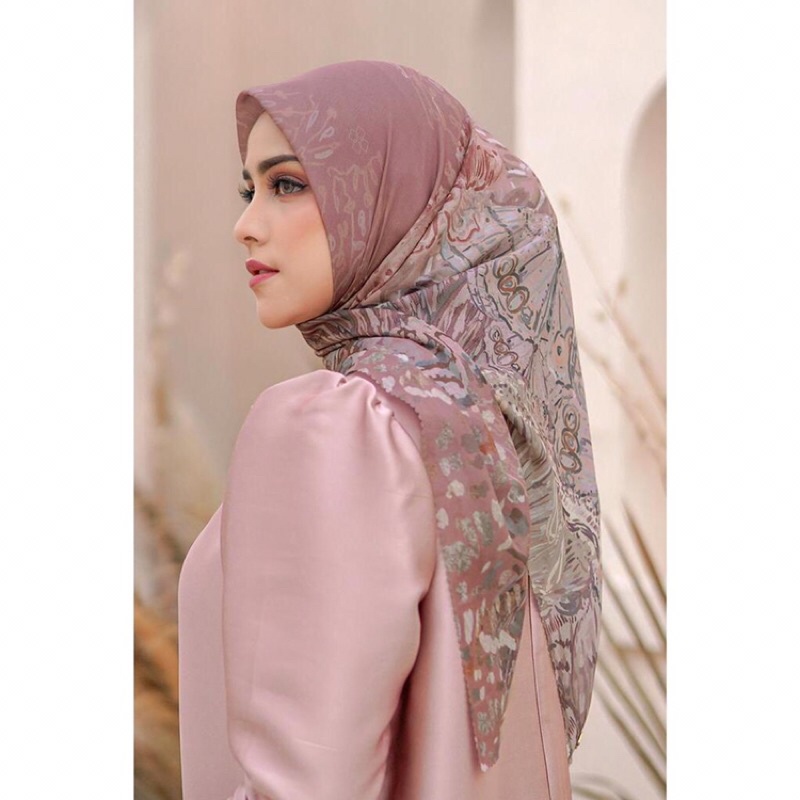 Farsha voal square Buttonscarves
