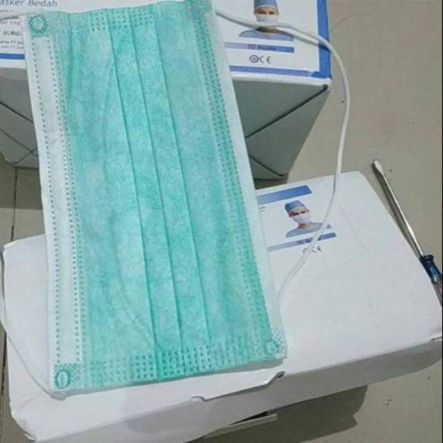 Masker telinga merk golden gloves