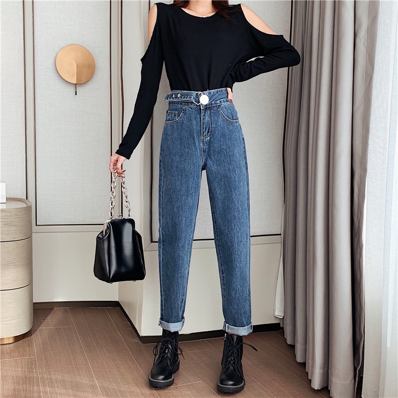  Celana  Jeans  Wanita Model  High Waist dengan Potongan Baggy  