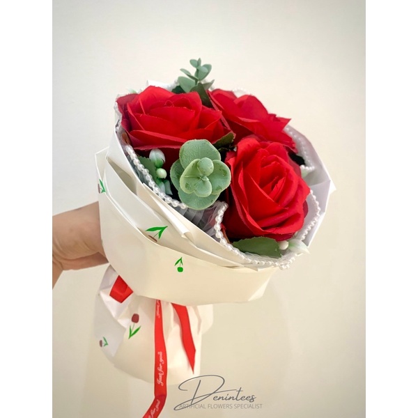 

buket flower mini (S) 3 flowers premium (rusian wrapping (melingkar)