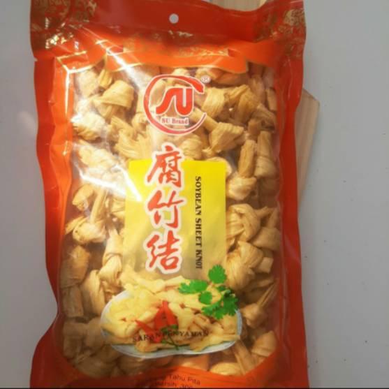 

Harga Terjangkau Kembang tahu pita Su BRAND 300g / soy bean knot#