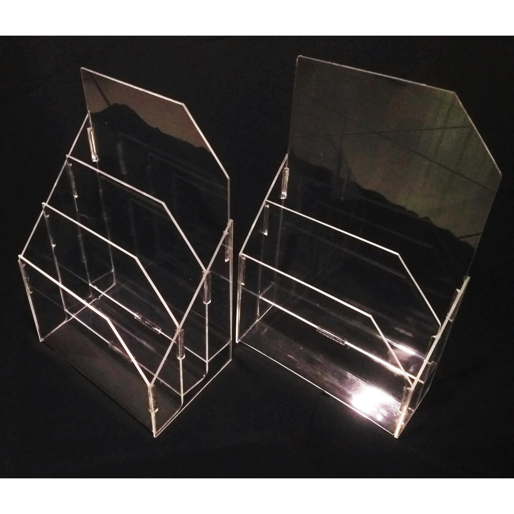 

Tempat Brosur Iklan susun akrilik ukuran A5