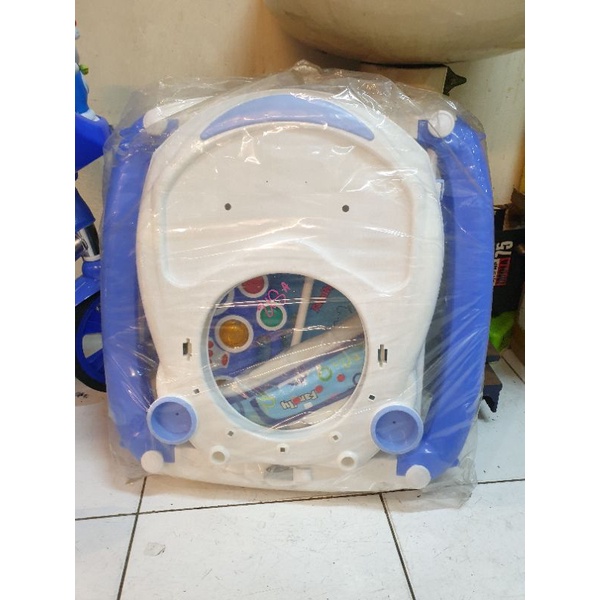 baby walker family fb 218 a alat bantu jalan bayi