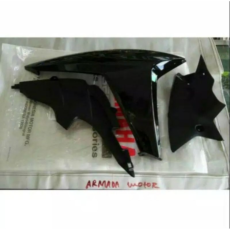 SAYAP TANGKI SET VIXION ADVANCE HITAM ORIGINAL YGP 2015-2016