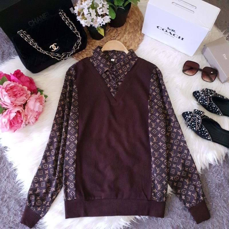 LOUISE VUITTON AUTHENTIC BLOUSE