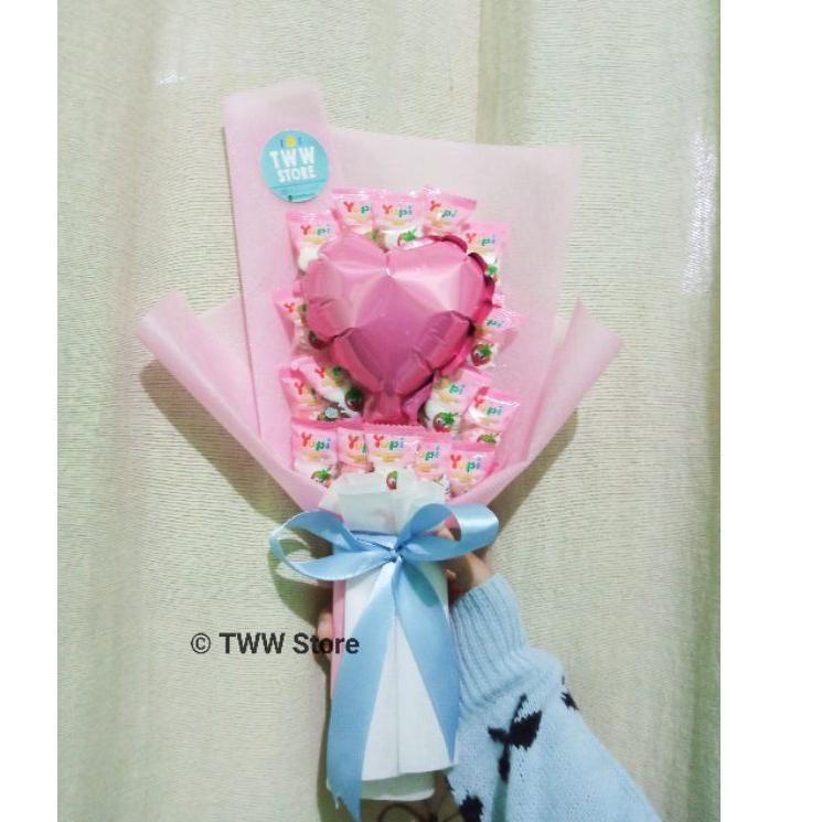 

Terbatas PRQYR [PO 1 HARI] Kado Buket Snack Permen Marshmellow Yupi Balon Foil TWW Store 46 Dijual M