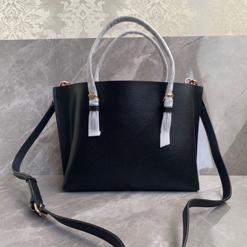 Coach Tote in Signature Mollie Black Leather(4084)