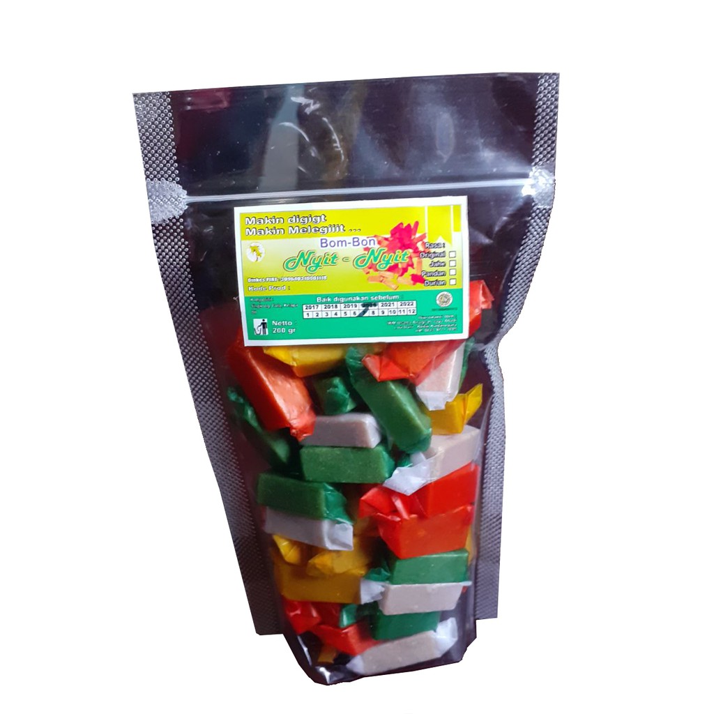 

Bombon Nyit-nyit Oleh-oleh Khas Kalimantan Timur