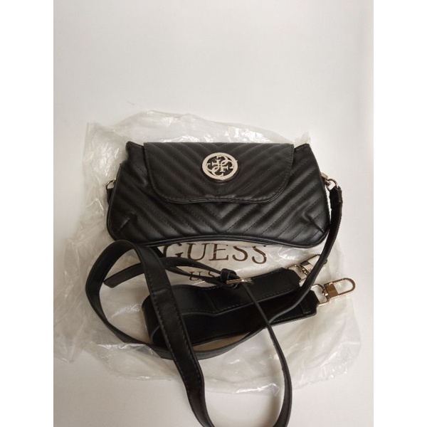 mini sling bag, shoulder bag Guess, preloved