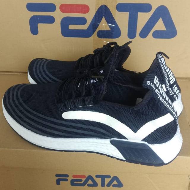 Sepatu fashion feata Cowo navy