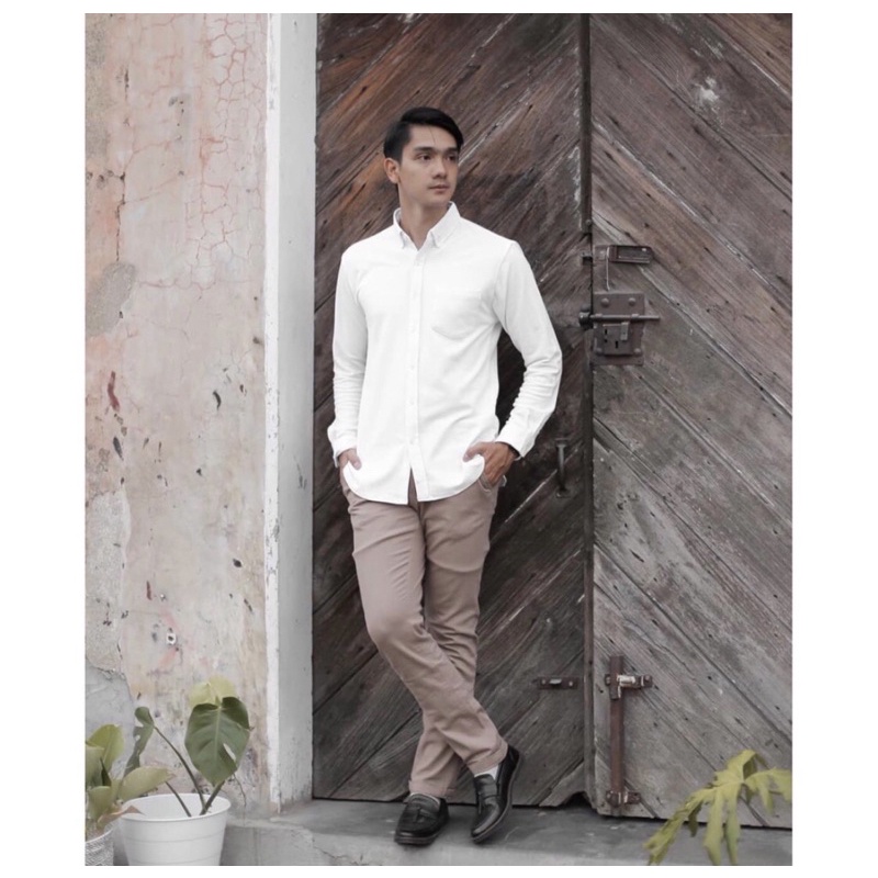 Kemeja Pria Cowok Polos Tangan Lengan Panjang HeM Slimfit Casual Kantoran Murah Putih Kancing Putih