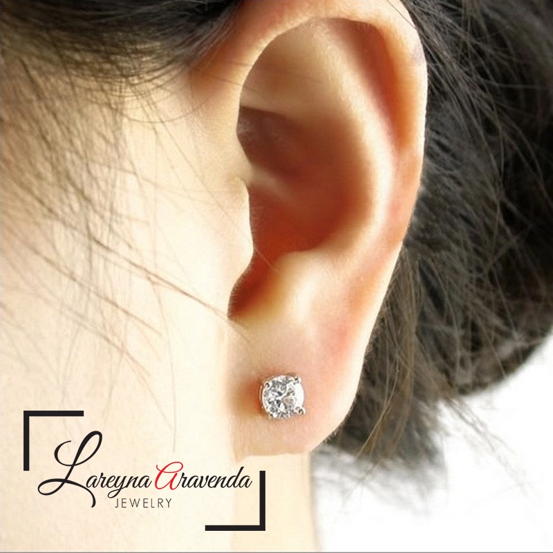 Anting Wanita Silver S925 Model Classic Diamond Crystal AT021