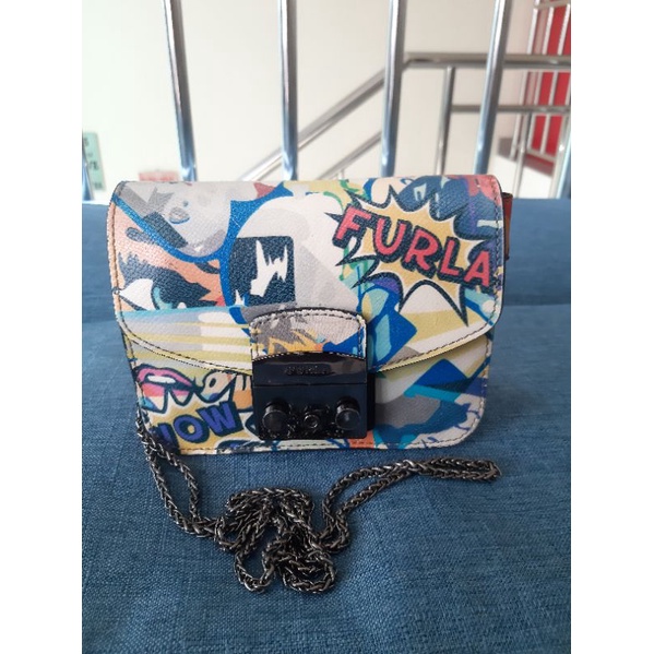 Preloved Tas Furla Mini Metropolis Graffiti