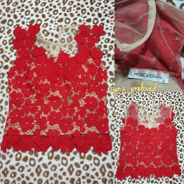 Preloved top moscato red