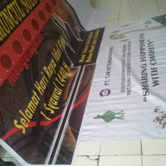 Spanduk baliho banner online shop PT, Property Toko Bengkel Warung Wisuda Ulang tahun Bilboard Murah