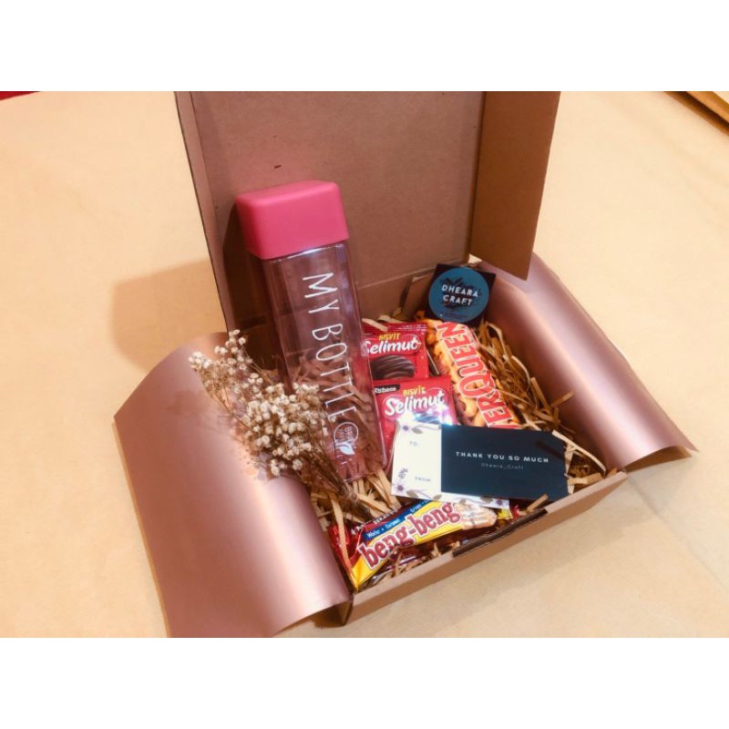 

Hampers gift box valentine premium
