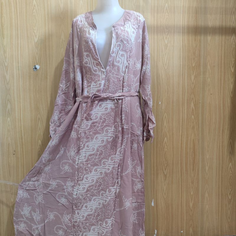 Batik Lemah Joyo by Huza, model Gamis Airana Resleting. Gamis batik cantik kekinian, daster gamis ke