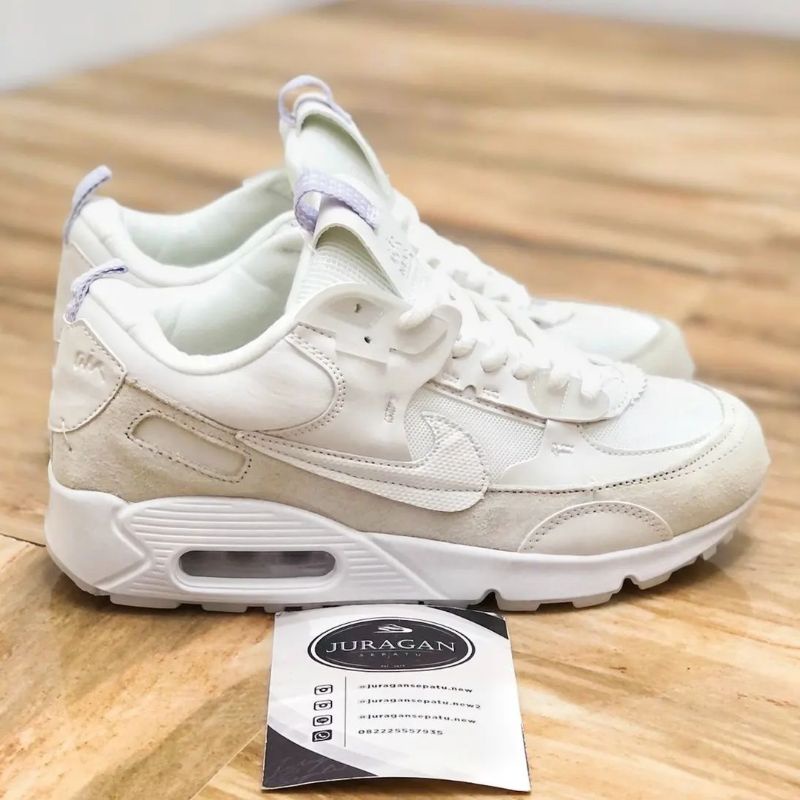 Nike Air Max 90 Futura &quot;Summit White/Light Bone&quot;