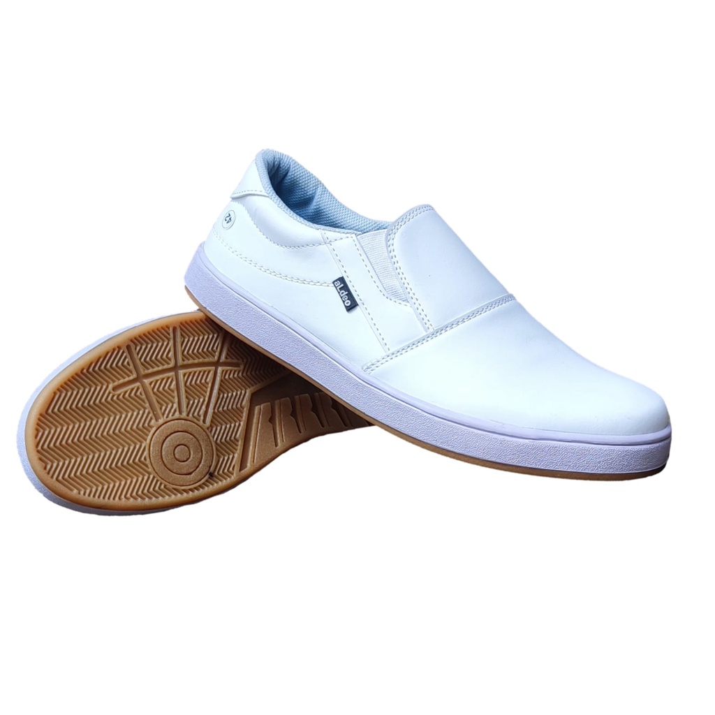 Sepatu Slip On Pria Casual Original Asli Aldhis Putih Polos Slop Kasual Tanpa Tali Full White Gum Buat gaya dan Jalan Jalan