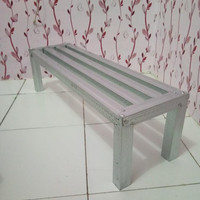 ,,,,,,,] RAK POT TANAMAN BAJA RINGAN