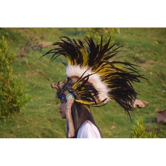 TOPI INDIAN-INDIAN HEADDRESS MOHAWK BULU AYAM KENING SRIGALA KUNING