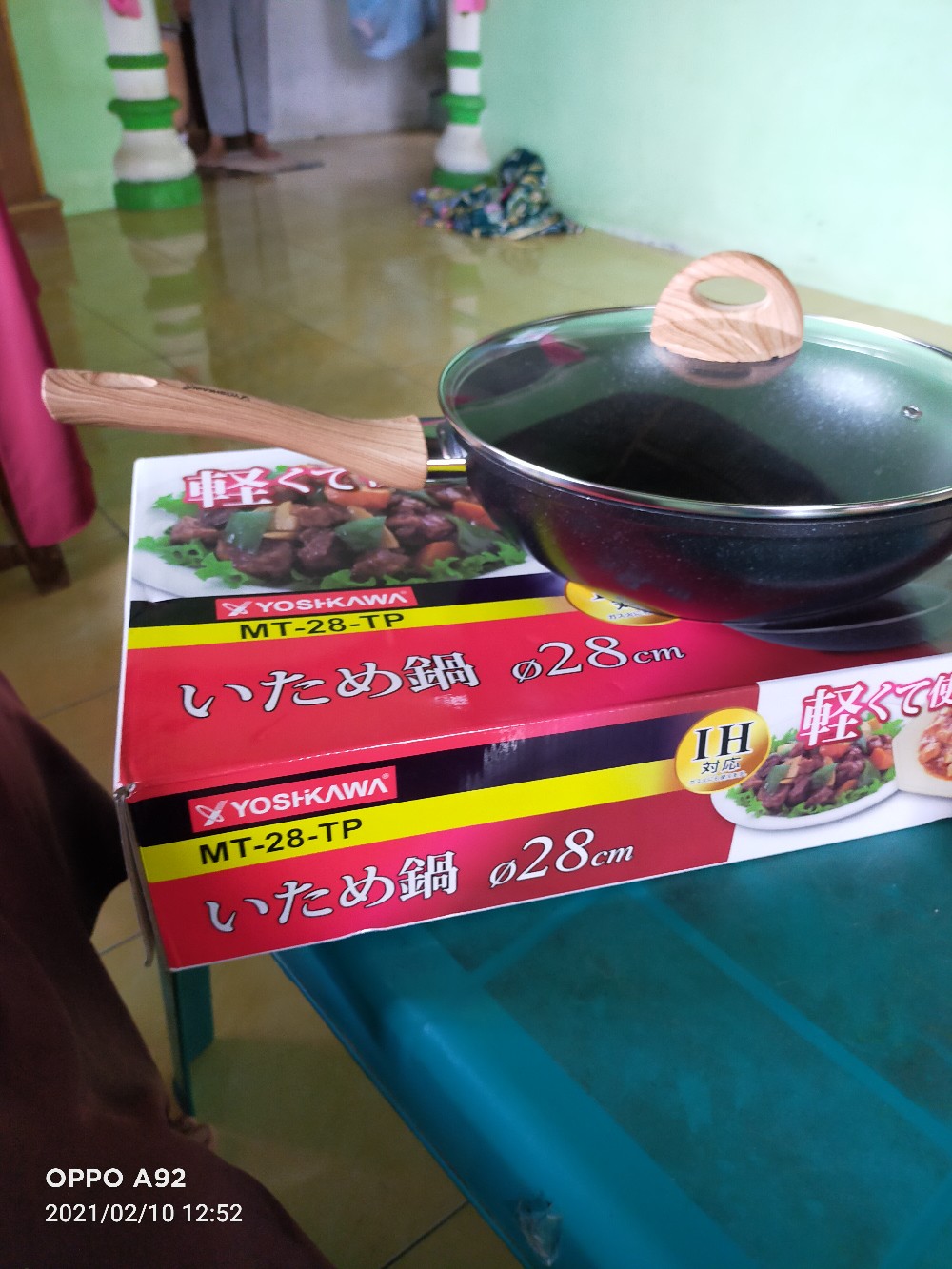 Yoshikawa Frying Deep Wok + Tutup Kaca Keramik 28cm | Pan Anti Lengket | Wajan Marble Tanpa Minyak