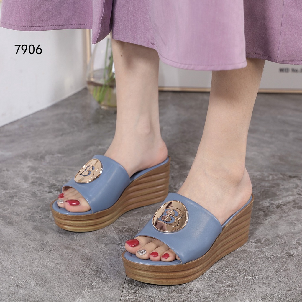 BO Leather B-Logo Wedges Sandals 7906