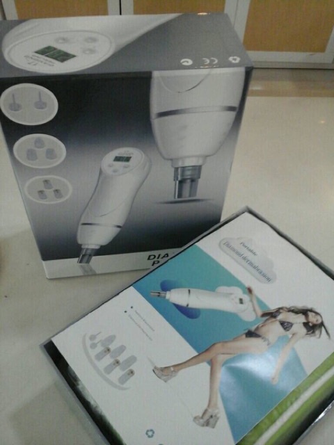 Alat kecantikan rumah dan salon 2in1 portable micro dermabrasi dan vacum comedo diamond peeling