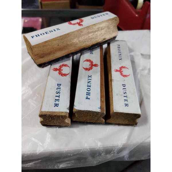 

Penghapus Papan Tulis Kayu