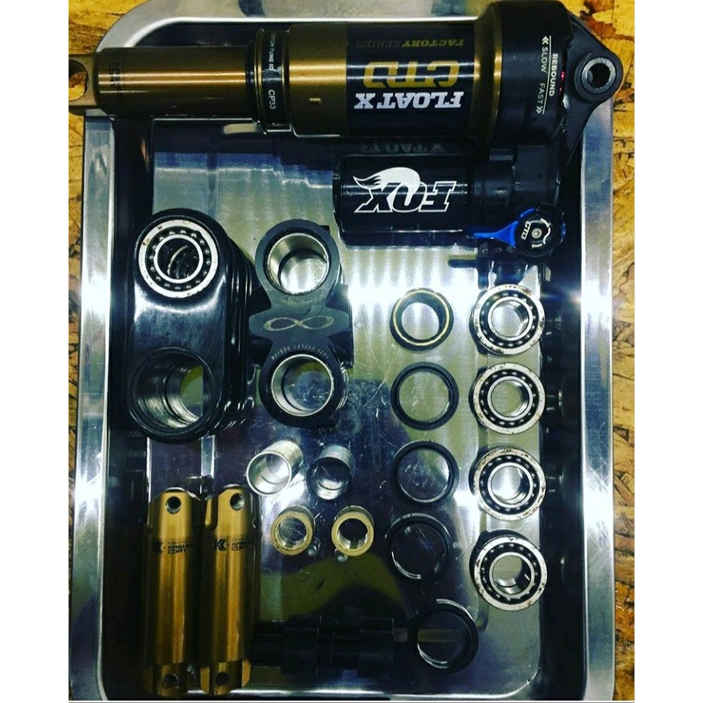 fox downhill rear shock