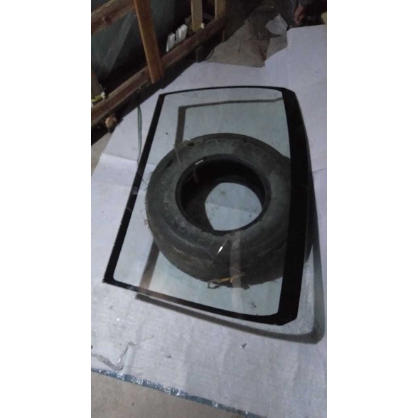 KACA DEPAN56111BZ311TOYOTA  AVANZA / XENIA2013-2015