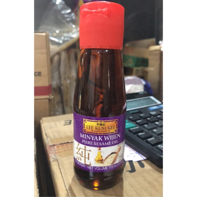 

Sesame Oil / Minyak Wijen Lee Kum Kee 115ml