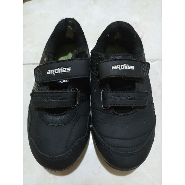 preloved sepatu ardiles anal