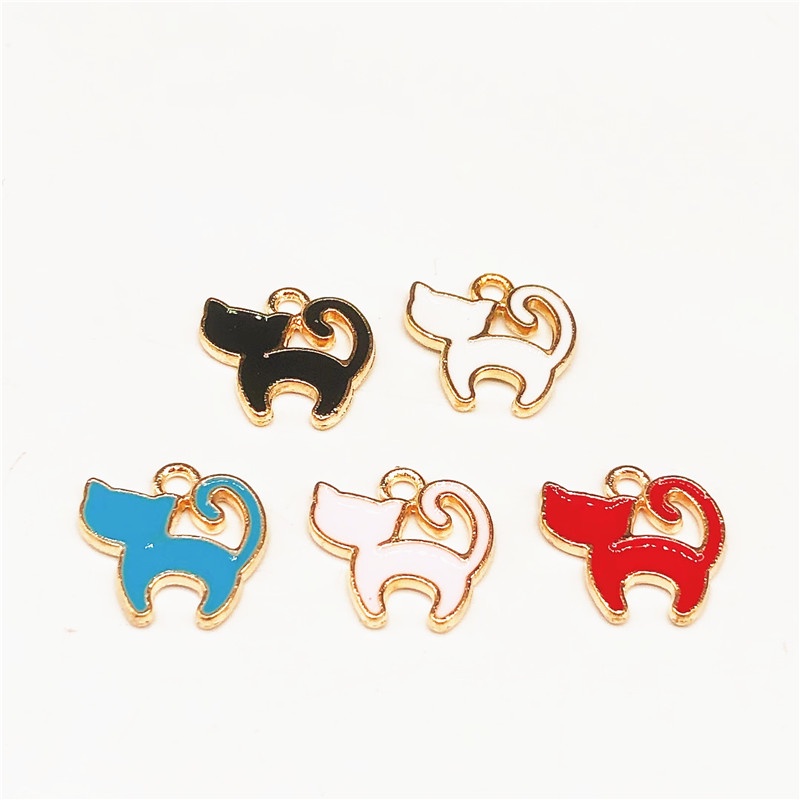 4 Pcs Liontin Kalunggelanganting Model Kucing Kecil Bahan Alloy Untuk Wanita