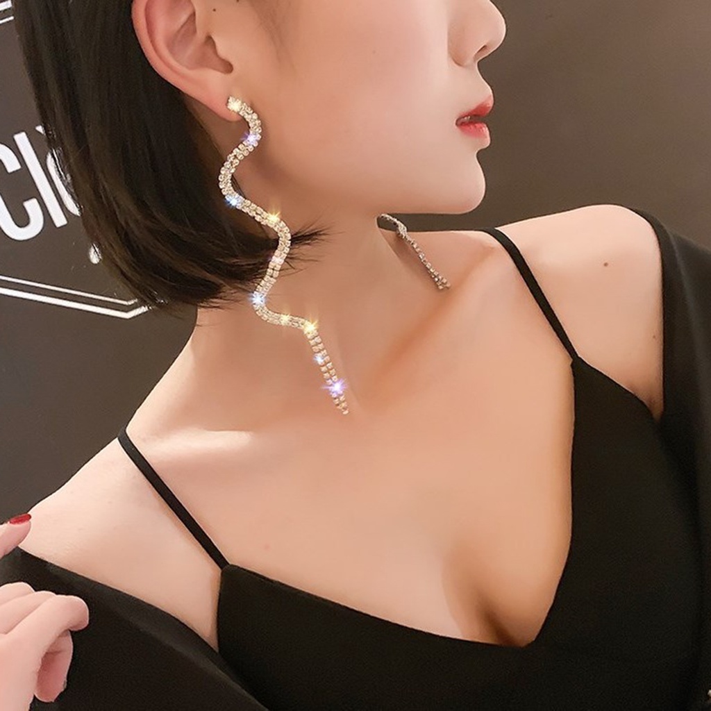 Hu Hu Hu Hu Hu Alat Bantu Pasang Kacamata♡ 1 Pasang Anting Stud Bentuk Ular Untuk Liburan