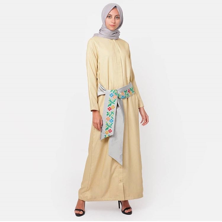 SANA LONG DRESS YELLOW - VIENNA MUTIA X RUMAH AYU