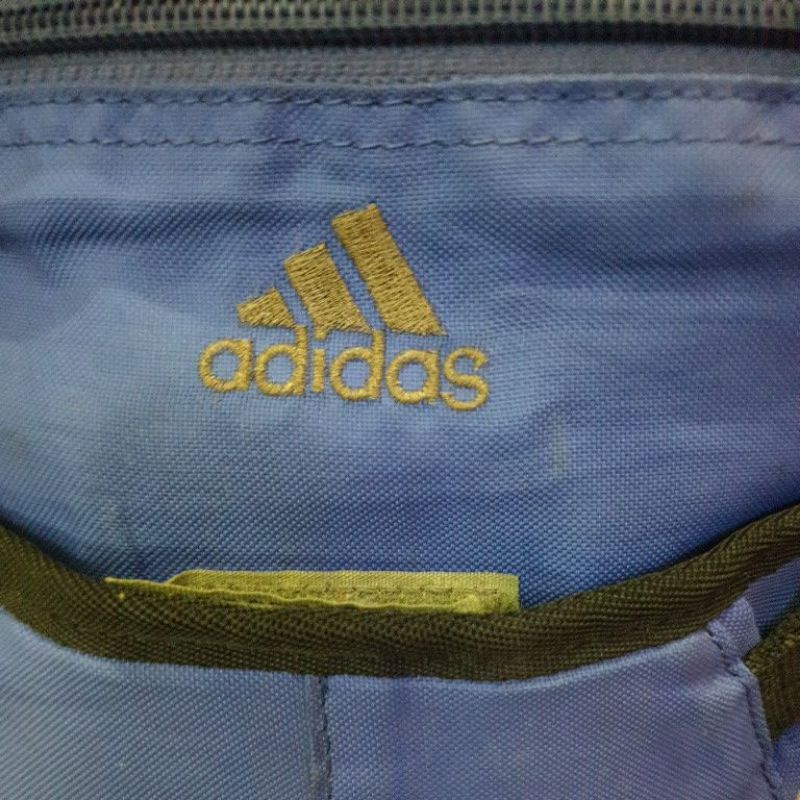 TAS ADIDAS VINTAGE AUTHENTIC PRELOVED