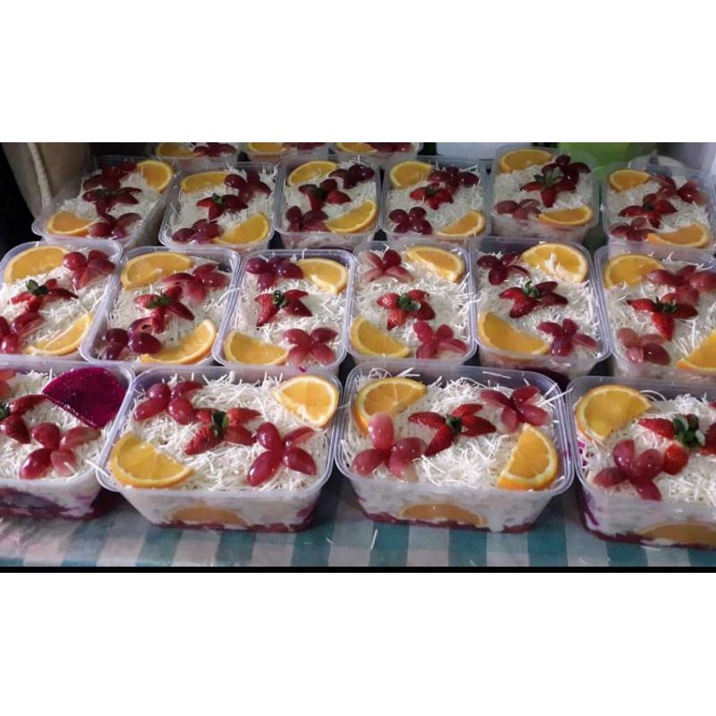 

salad buah (1000ml) cocok banget untuk cemilan sehat dan diet