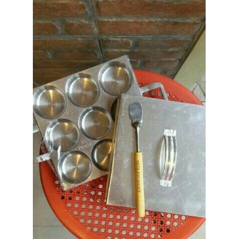 CETAKAN KUE LUMPUR DORAYAKI LUBANG 9 ck684