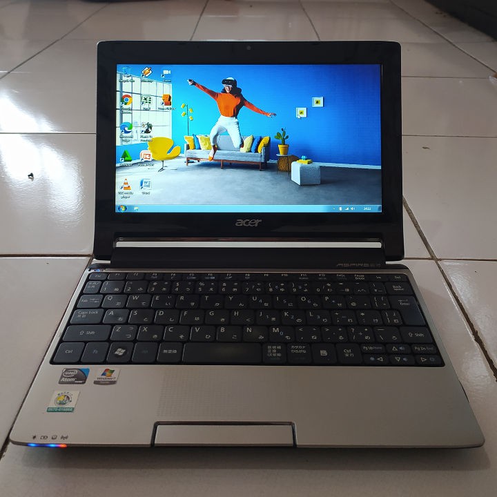 Acer Aspire One AO533 Warna Putih RAM 2GB Netbook Notebook Second Bekas Murah