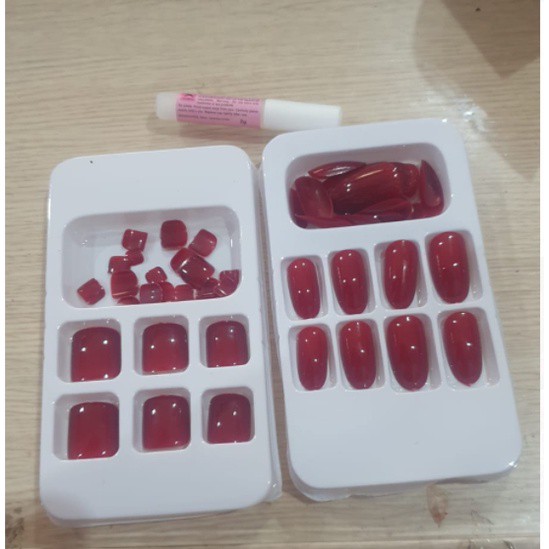 1Set Kuku Palsu Tangan+Kaki Warna Merah sexy isi 24 + lem