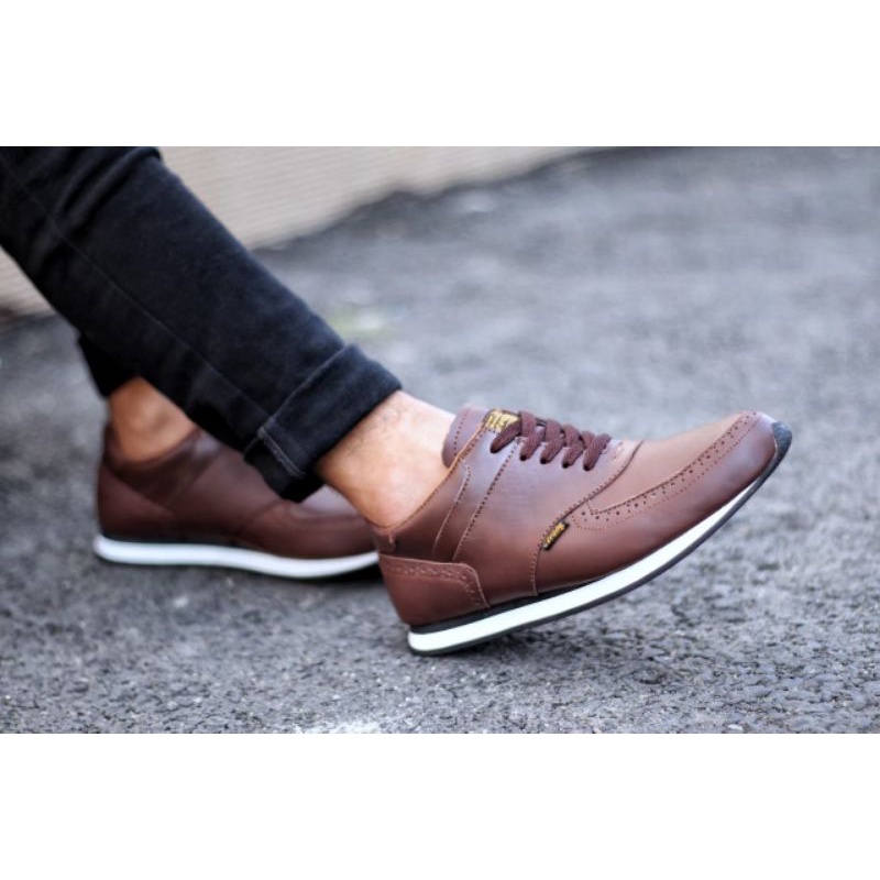 EZRA BROWN -Sepatu Casual Kasual Sneakers Pria Kulit Asli/Cowok Sporty Lokal Ori Original Footwear