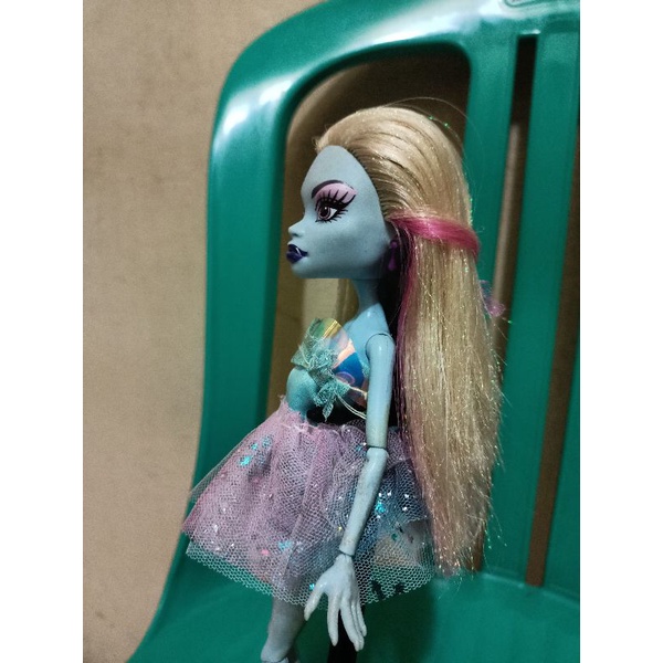 Boneka Abbey Bominable I heart fashion Monster High Doll extra rare