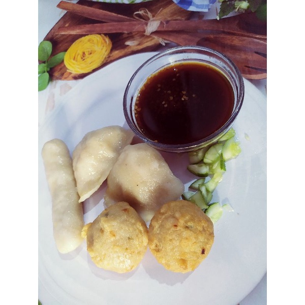 

PEMPEK CEDEWE MIK