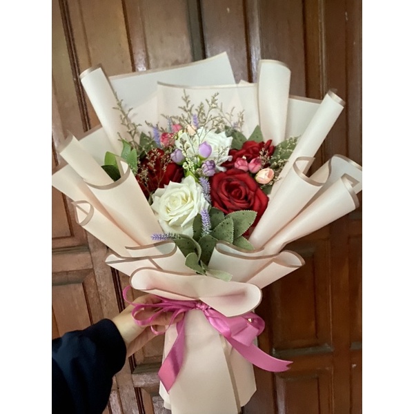 

BUKET BUNGA ARTIFICIAL | BUKET WISUDA | BUKET MURAH | BUKET ANIVERSARRY