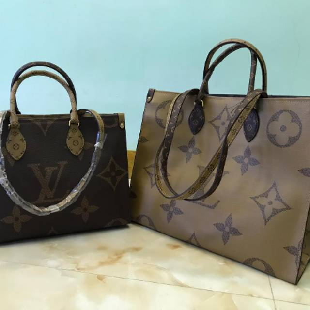 

FASHION ONTHEGO BAHAN WATEFROOP (AD NO SERI) UK LARGE 40*30*14 UK MINI 33*25*12