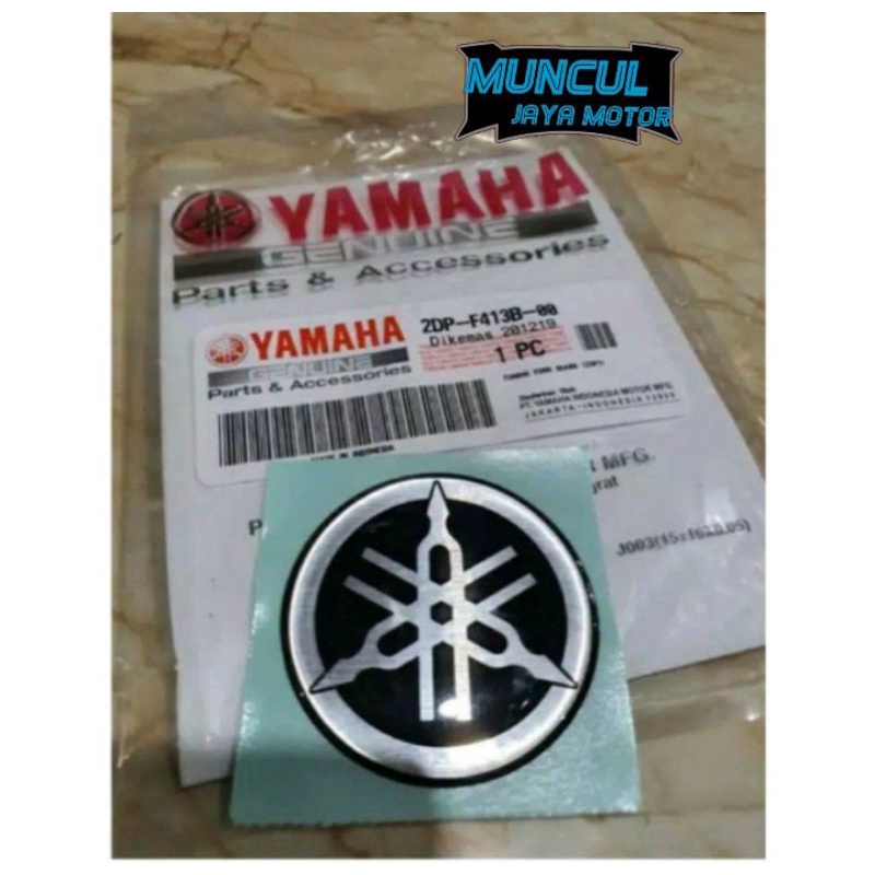 EMBELEM LOGO PANEL SEIN DEPAN NEW NMAX NMAX ORIGINAL YAMAHA YGP