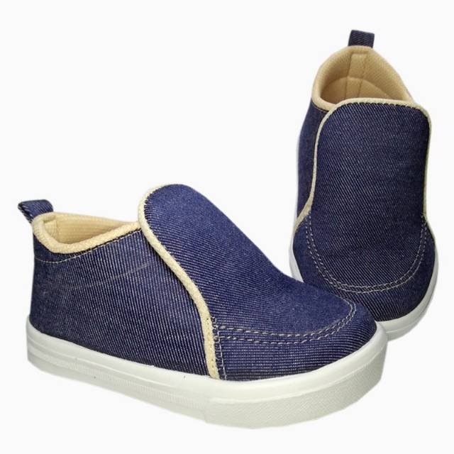  Sepatu  boots  anak  laki laki usia  1 2  3 tahun  bahan lepis 