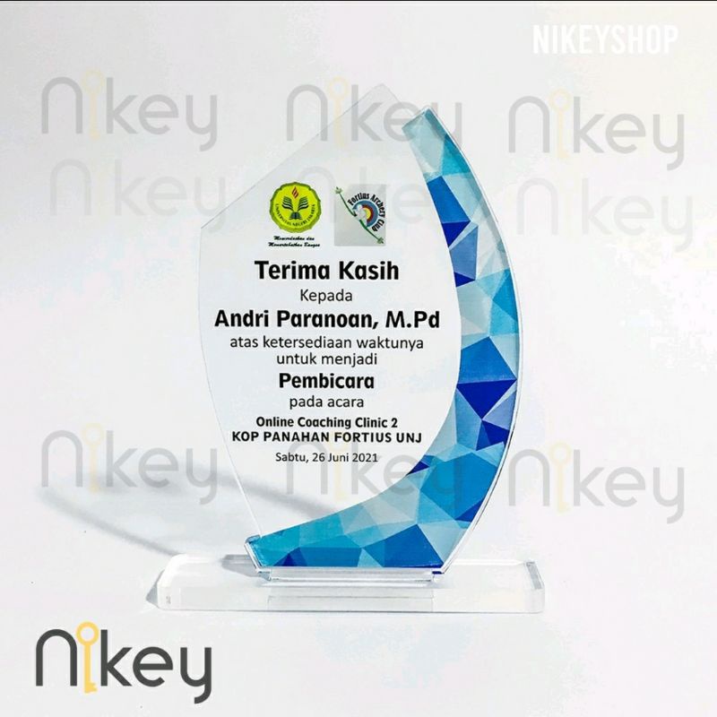 PLAKAT AKRILIK PREMIUM, Plakat Akrilik Custom, Plakat Pembicara, Plakat Wisuda, Plakat PKL